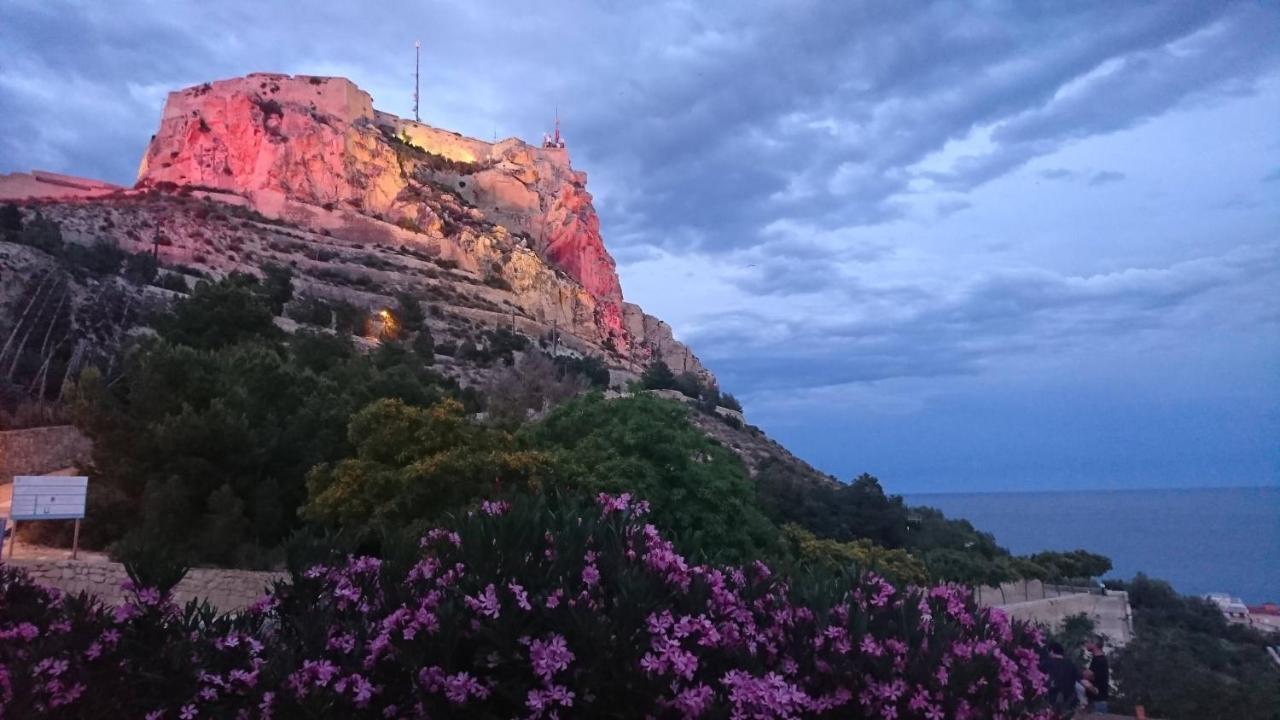 Cerca Playa-Aa-Patio Privado Lägenhet Alicante Exteriör bild